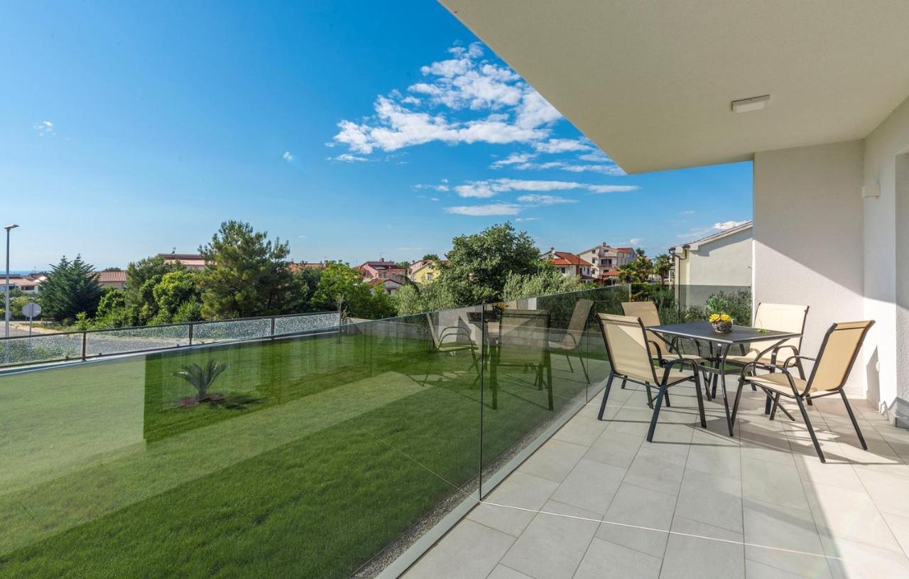 Apart Residence Blue Sea Porec Esterno foto