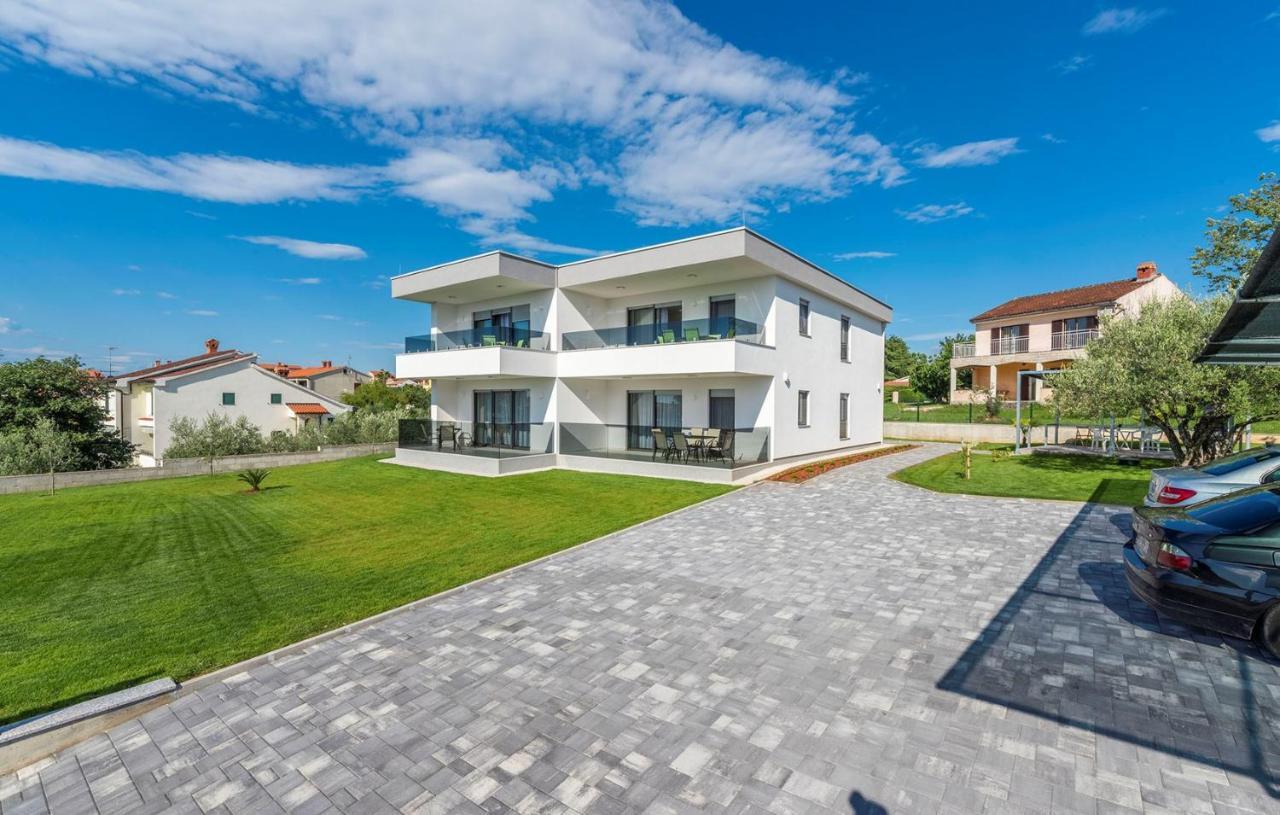 Apart Residence Blue Sea Porec Esterno foto