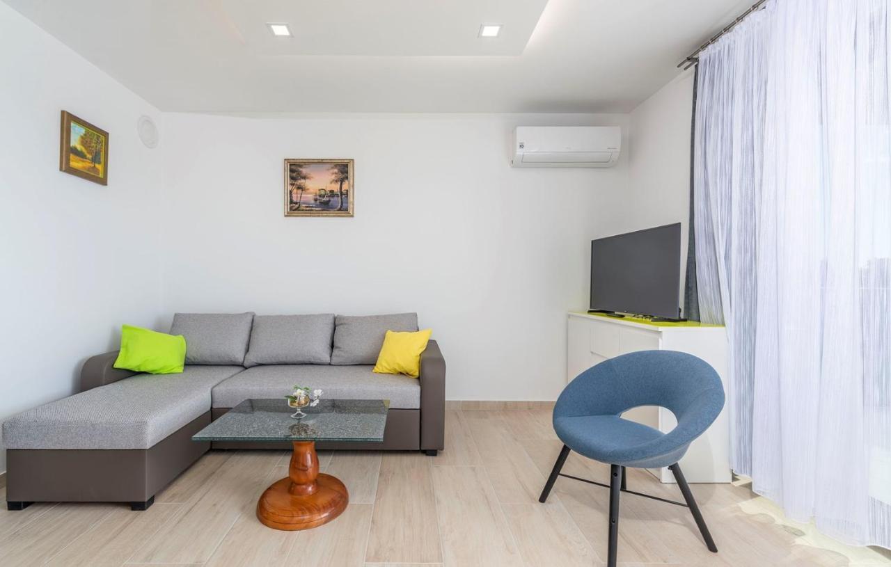 Apart Residence Blue Sea Porec Esterno foto